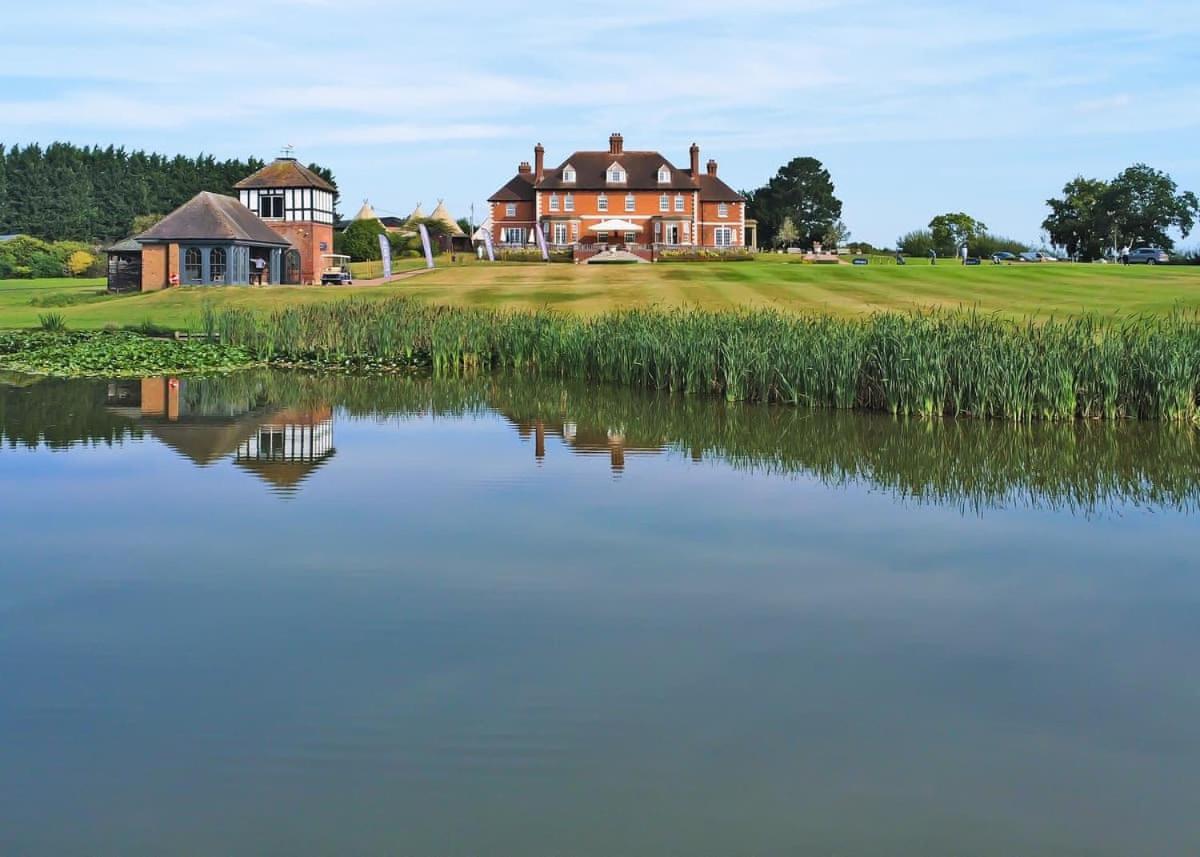 The Astbury Golf And Lodge Resort Bridgnorth Eksteriør bilde
